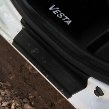 Накладки на порожки в проём дверей "АртФорм" L@DA Vesт@ Седан c 2016 г.в. (комплект) купить недорого с доставкой в Москва