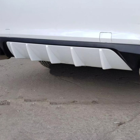 Центральная накладка на диффузор заднего бампера (с килями) var№4 для Mazda 6 (2013-н.в.) купить недорого с доставкой в Москва