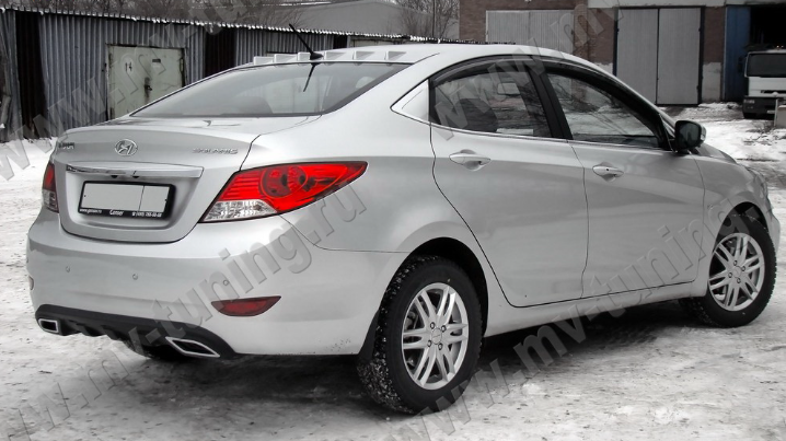 Диффузор заднего бампера var №2 (текстурный пластик) для Hyundai Solaris (2010-2013) купить недорого с доставкой в Москва