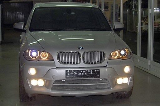 Плавник в передний бампер "CAR-T AR 70" BMW X5 (E70) купить недорого с доставкой в Москва